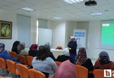 Pursaklar Belediyesi Hanım Evlerinde kadınlara farkındalık ve aile okulu eğitimleri!