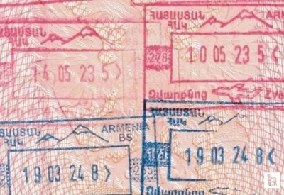 Ermenistan'da pasaport damgalarında kullanılan Ağrı Dağı sembolü kaldırıldı