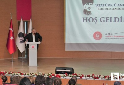 Keçiören Belediyesi KEÇMEK kursiyerlerine 'Atatatürk'ü Anlamak' semineri