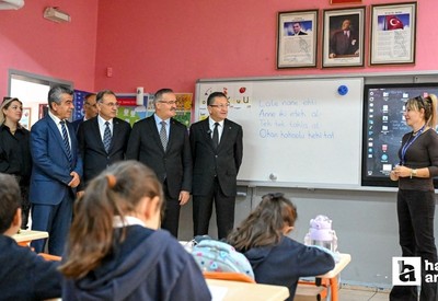 Altındağ Belediye Başkanı Veysel Tiryaki, Aydınlıkevler İlkokulu'nu ziyaret etti