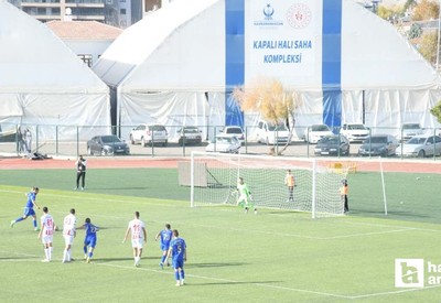 Kahramankazan Belediyespor evinde üstünlüğünü koruyamadı