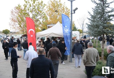 Kahramankazan Belediyesi şehitlerimiz için lokma ikramında bulundu