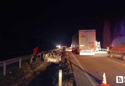 Çorum'da otostopla bindiği araç takla atınca canından oldu