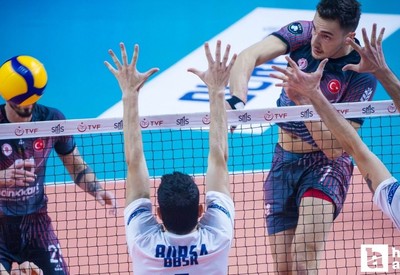 Efeler Ligi’nde Ankara’da derbi günü: Ziraat Bankkart  ve Spor Toto karşılaşıyor