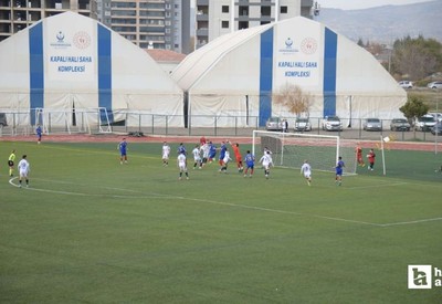 Kahramankazan Belediyespor BAL'da zirveye oturdu!