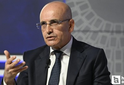 Bakan Şimşek enflasyonun düşmeye devam edeceğini vurguladı!