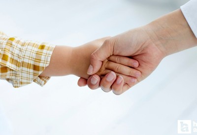 Etimesgut'ta pitbull saldırısına uğrayan küçük kıza psikososyal destek veriliyor