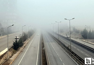 Kırıkkale-Ankara kara yolunda yoğun sis etkili oldu!