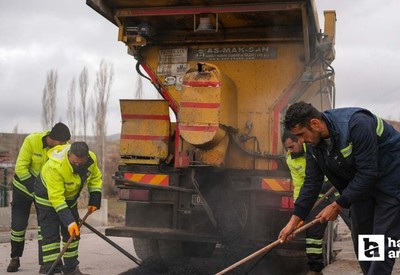 Etimesgut Belediyesi, Piyade, Fevziye ve Ballıkuyumcu Mahallelerinde asfalt çalışması gerçekleştirdi