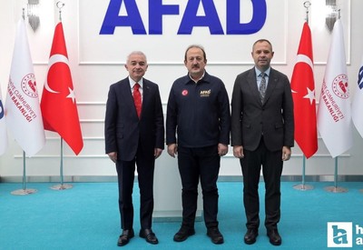 Kırklareli Belediye Başkanı ve Vali, başkentte ziyaretler gerçekleştirdi