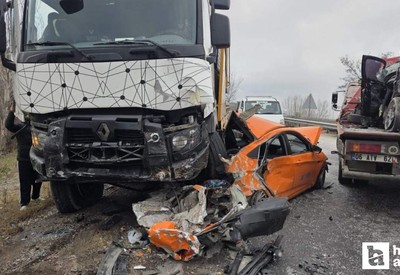 Ankara’da gizli buzlanma 6 araçlı zincirleme kazaya neden oldu: 5 kişi yaralandı!