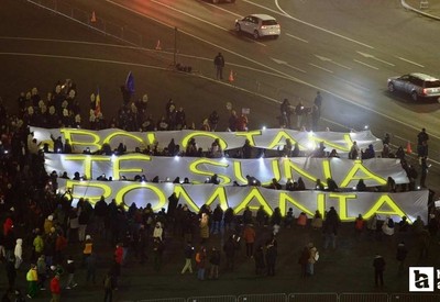 Romanya'da yargı reformu için halk meydanlara döküldü