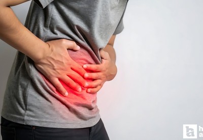 Geçmeyen öksürük ve şiddetli karın ağrısı olanar dikkat