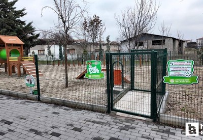 Etimesgut Belediyesi parklarda evcil hayvan parkurları oluşturdu