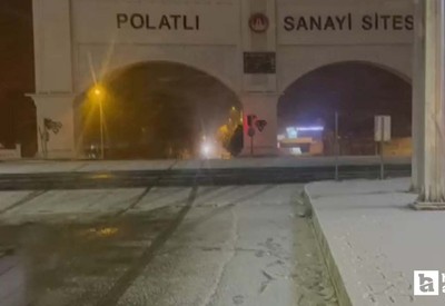 Polatlı'da akşam saatlerinde kar yağışı etkili oldu