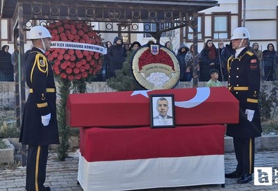 Amansız hastalığa yenik düşen uzman çavuşun cenazesi Nallıhan'da defnedildi