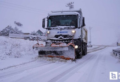 Keçiören Belediyesi ekiplerinden karla mücadele seferberliği