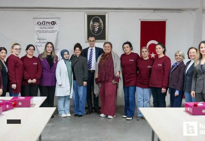 Etimesgut Belediye Başkanı Beşikcioğlu, Ostim'de kadın emekçilerle buluştu