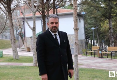 Pursaklar Belediye Başkanı Ertuğrul Çetin'den hiç tiyatroya gitmemiş olanlara davet