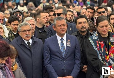 İlber Ortaylı'ya veda için düzenlenen tören yoğun ilgi gördü