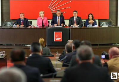 Özgür Özel: "Bayrağı bırakırsak, millet o bayrağı bir daha bize emanet etmez"