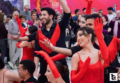 Etimesgut Belediyesinin düzenlediği Fiesta Ankara tüm hızıyla sürüyor