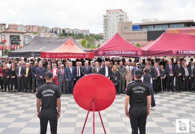 Keçiören’de 19 Mayıs coşkusu çelenk sunma töreniyle başladı