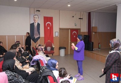 Pursaklar Belediyesi'nden Kadına Şiddete Yönelik Farkındalık Semineri