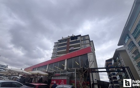 Altındağ'da çıkan daire yangını itfaiye tarafından söndürüldü