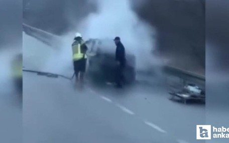 Ankara'da seyir halinde alev alan araçta yangın çıktı