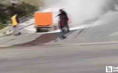 Beypazarı'nda kırmızı ışıkta bekleyen araç alev aldı