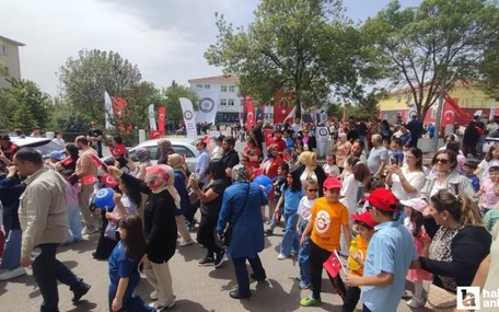 Ankara'da yunus ekiplerinden çocuklar için anlamlı gösteri
