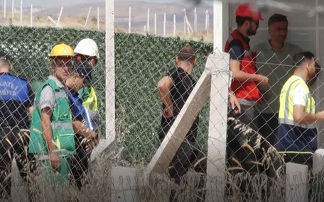 Polatlı'da hobi bahçesi yıkımı sahiplerince engellendi