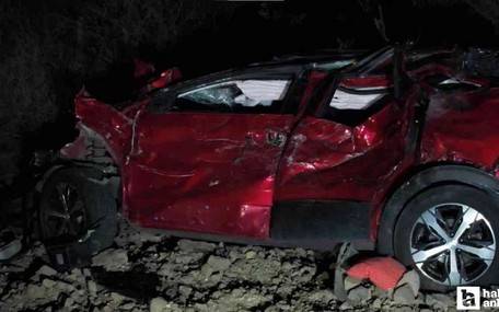 Kahramankazan'da iki araç kafa kafaya çarpıştı: 3 kişi olay yerinde hayatını kaybetti
