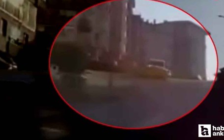 Mamak’ta trafik kazası: Taksi ile kamyonet çarpıştı!