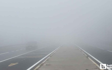 Bolu Dağı'nda sis etkili oldu, D-100 kara yolunda görüş mesafesi düştü