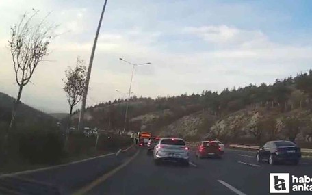Başkentte zincirleme kaza anı araç kamerasında!