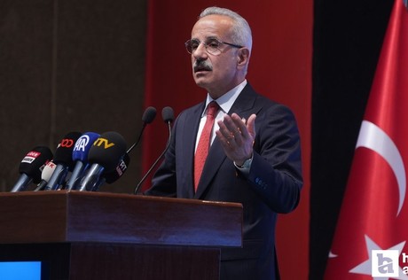Bakan Uraloğlu: 'Ankara-Samsun ve Ankara-İstanbul yol ağında dönüşüm yaşandı'