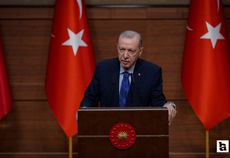 Cumhurbaşkanı Erdoğan: Eline mikrofon alanın kendini gazeteci gördüğü bir ülkede yaşıyoruz