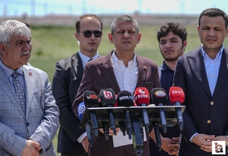 Özgür Özel: (İmamoğlu'nun X hesabının kapatılması hk.)'Bir suç varsa mahkeme karar verir'