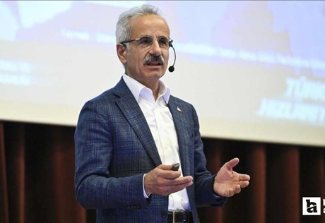 Ulaştırma Bakanı Abdulkadir Uraloğlu: Ankara ile İstanbul arası 80 dakikaya inecek