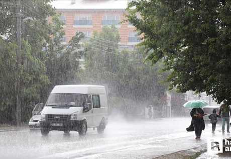 Ankaralılar şemsiyelerinizi çıkartın! Yağışlı hava geliyor