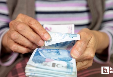 Bakan Işıkhan Emeklilerin ikramiyelerinin ne zaman yatırılacağını açıkladı
