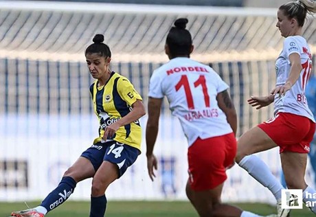 ABB Fomget, Maria Alves ile sözleşme yeniledi