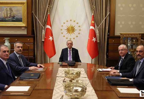 Cumhurbaşkanı Erdoğan yönetiminde güvenlik toplantısı yapıldı