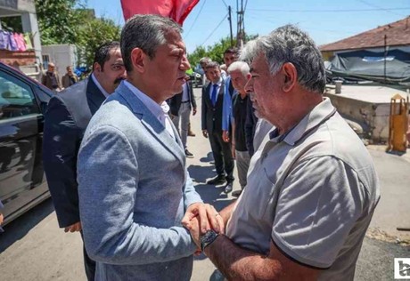CHP Genel Başkanı Özel'den, Şehit Piyade Teğmen Furkan Sert'in ailesine ziyaret