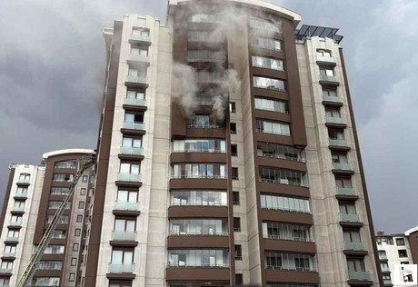 Keçiören'de 14 katlı binada yangın: 2 kişi kurtarıldı!