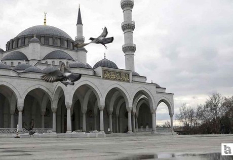 Kuraklık, afetler ve şehitler için 90 bin camide dualar edilecek