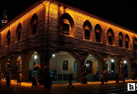Kuraklıktan ve yangınlardan korunmak için başkentte camilerde dua edildi