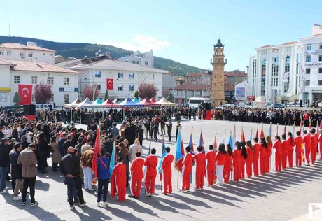Atatürk'ün Yozgat'a gelişinin 101. yıl dönümü kapsamında tören düzenlendi